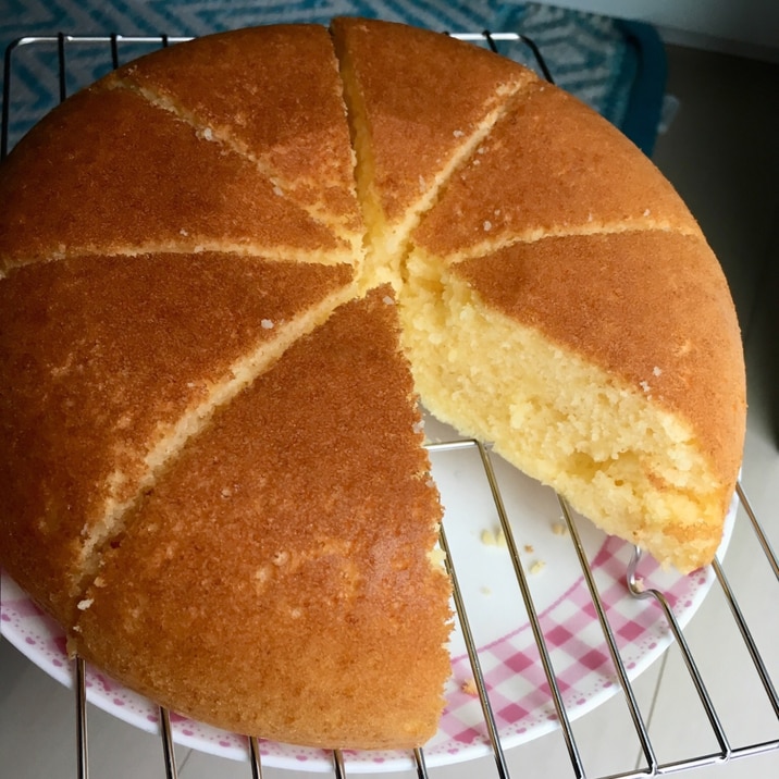 超簡単☆炊飯器でヨーグルト入りふわふわケーキ